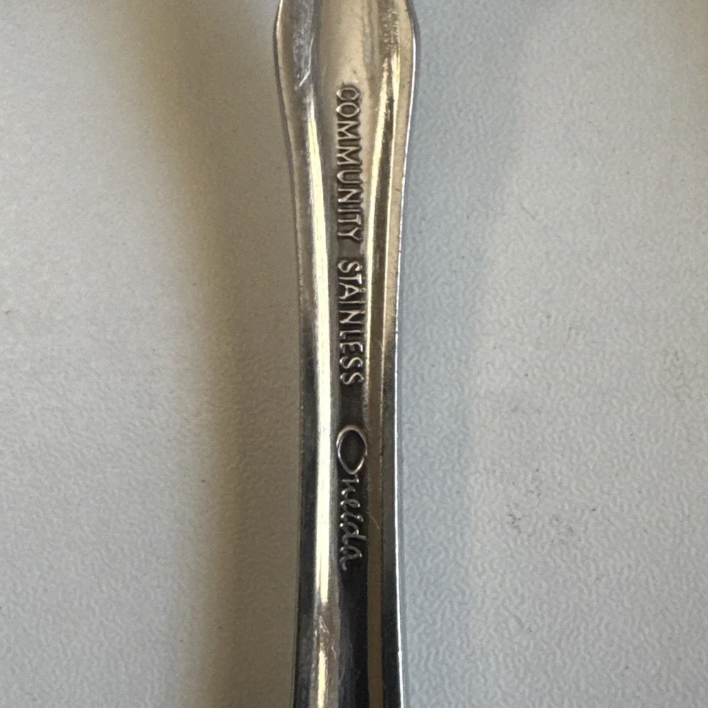 Vintage Louisiana Oneida Community Stainless Dinner Fork 7 1/4